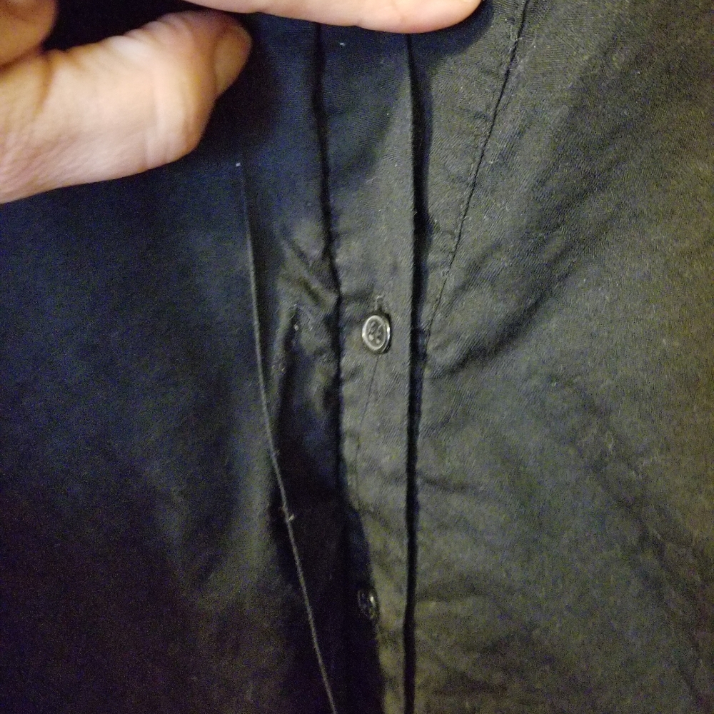 Lane Bryant black 14/16 top plus
Cotton buttondown - Picture 5 of 6